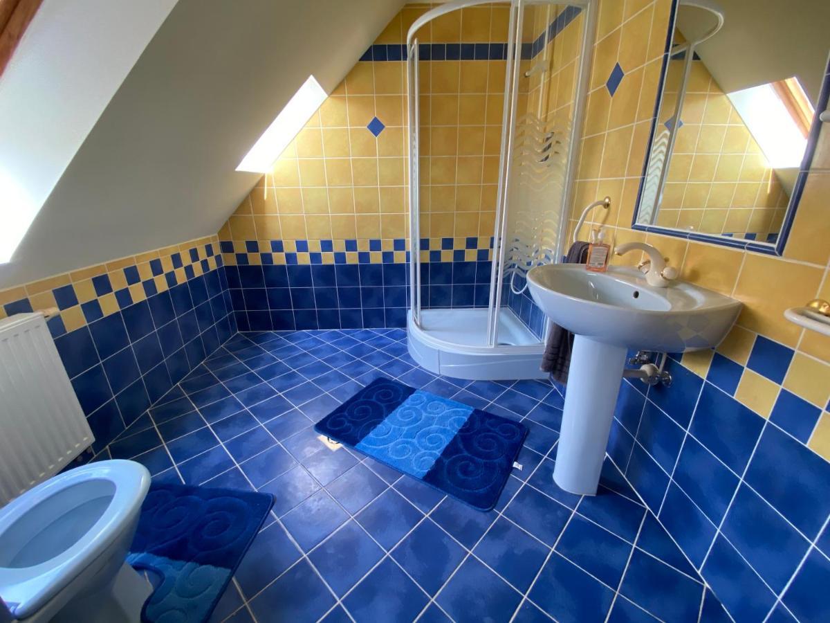 באלאטונפורד A- Villa מראה חיצוני תמונה